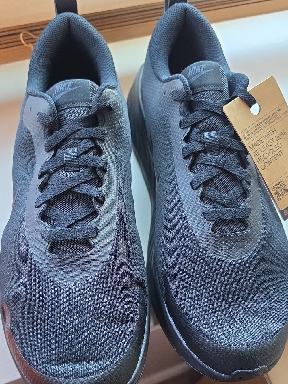 Nike Men's Charcoal Gray Athletic Running Sneakers